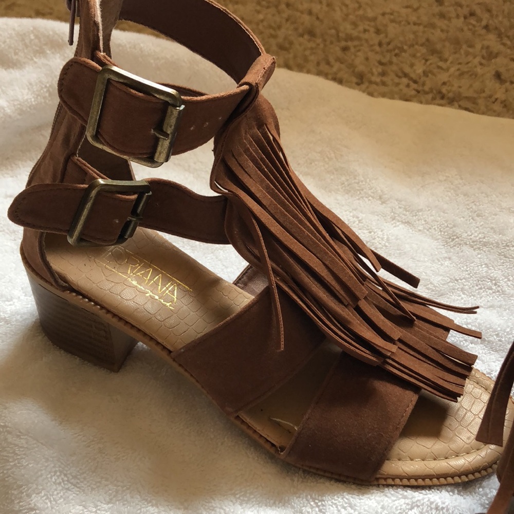 Sandals - Picture 3 of 5